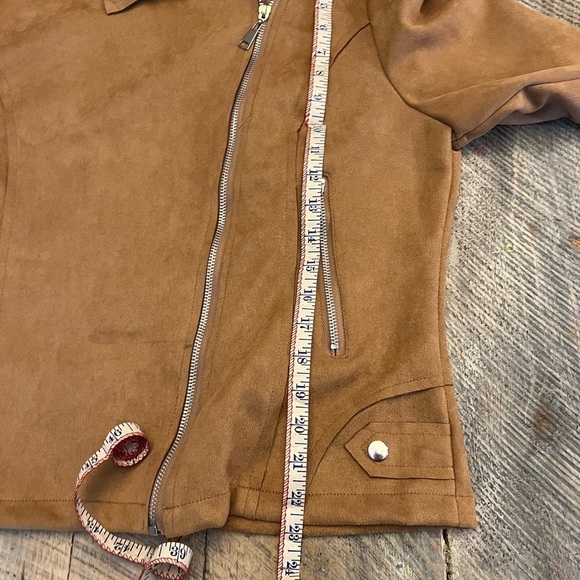Women's Suede Jacket Size Medium Tan Beige Brown - Picture 8 of 9